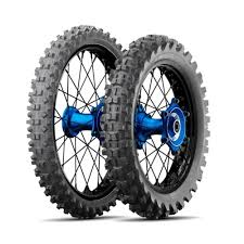 Michelin Starcross 5
